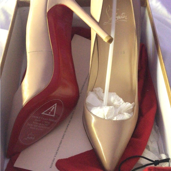 CHRISTIAN LOUBOUTINS  BN, original box, shoe bags, patent leather beige size 38 - Picture 3 of 10